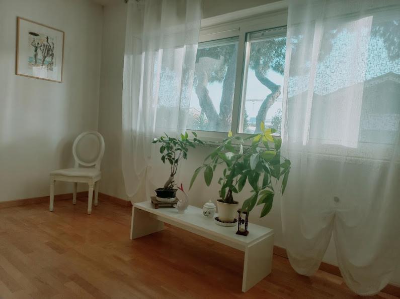 A Un Passo Da... B&B Elmas Extérieur photo